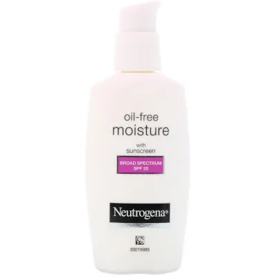 A close second in the Neutrogena vs CeraVe moisturizer comparison, the Neutrogena Oil-Free Moisturizer SPF35.